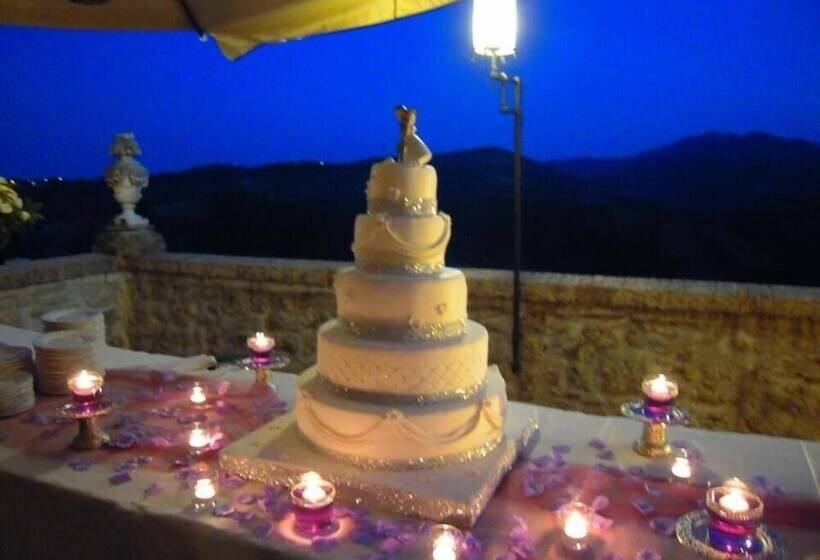 ベッドアンドブレックファースト Castello Di Vigoleno