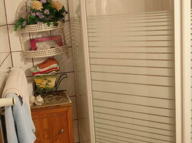 مبيت وإفطار Chalet Rosemarie