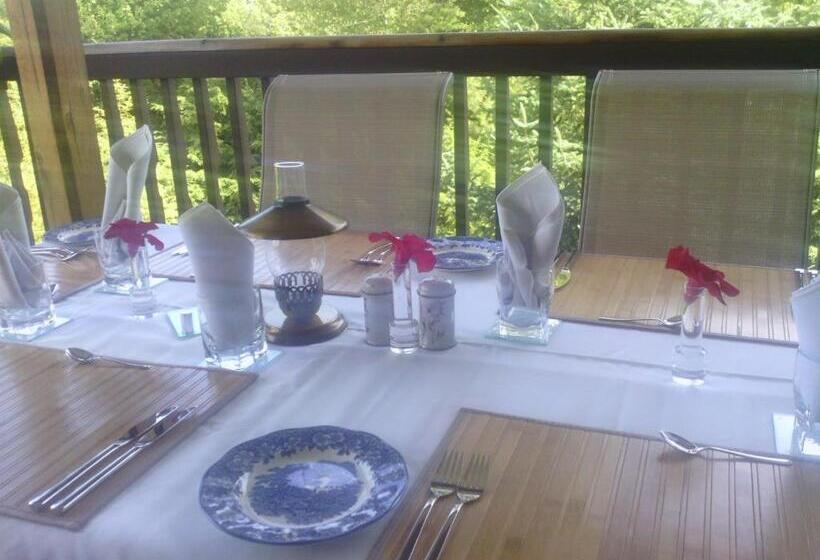 مبيت وإفطار Chalet Rosemarie