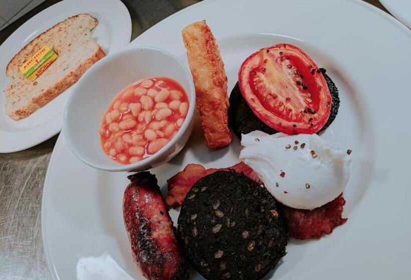 민박 Chequers Inn