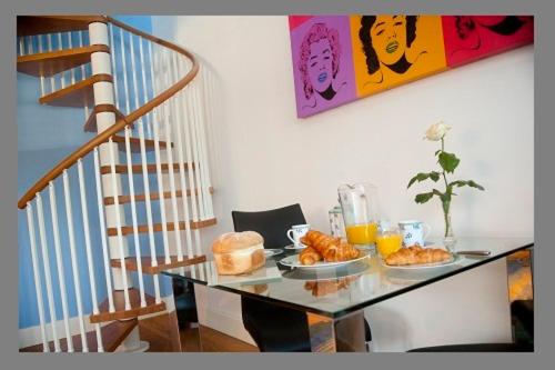 צימר Court Farm Barns