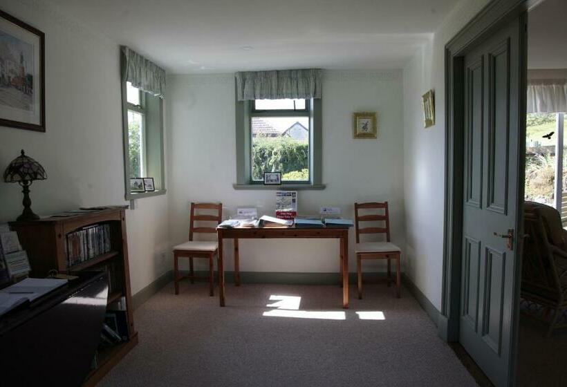 مبيت وإفطار Dunchraigaig House