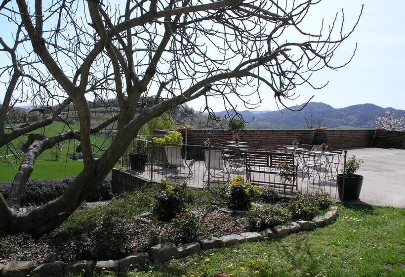 مبيت وإفطار La Cantinetta Resort