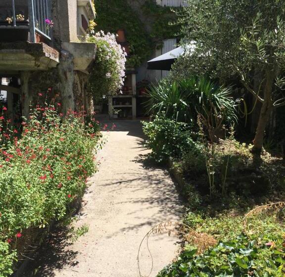 Bed and Breakfast La Maison Haute