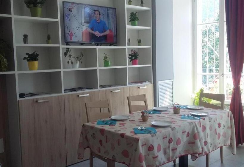 مبيت وإفطار La Vecchia Scuola