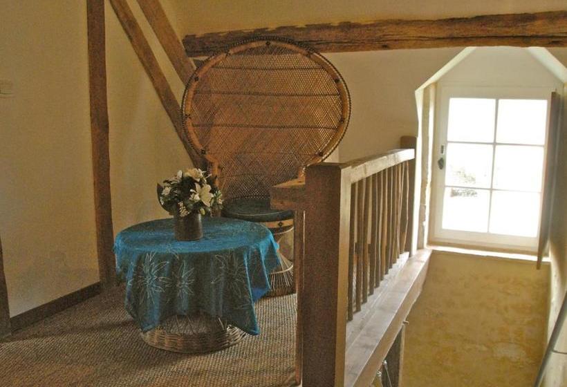 مبيت وإفطار Le Pautonier