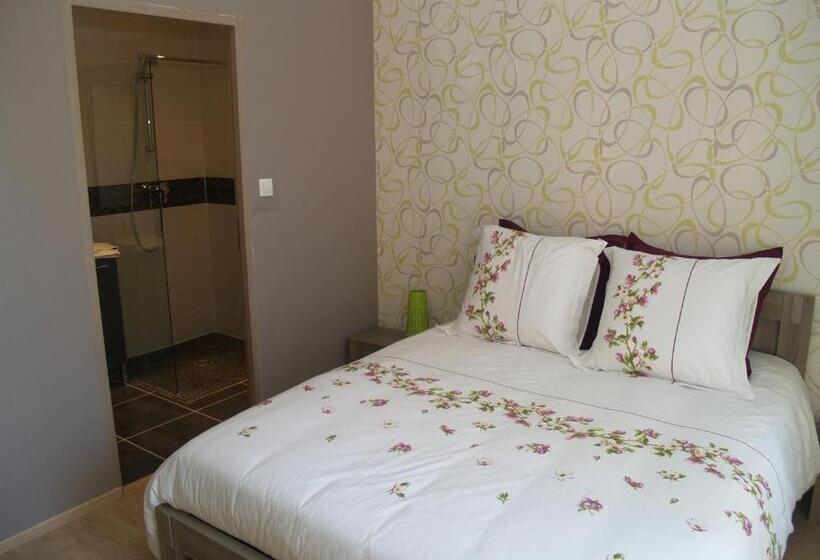 ベッドアンドブレックファースト Les Jardins De La Grange