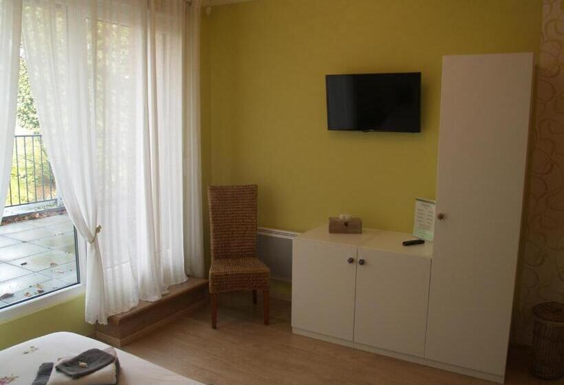 ベッドアンドブレックファースト Les Jardins De La Grange