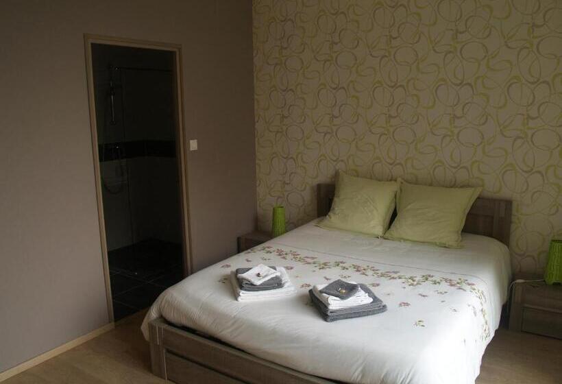 ベッドアンドブレックファースト Les Jardins De La Grange