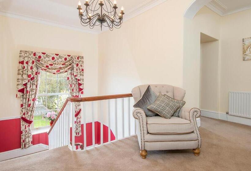 ベッドアンドブレックファースト Llys Aeron Guest House