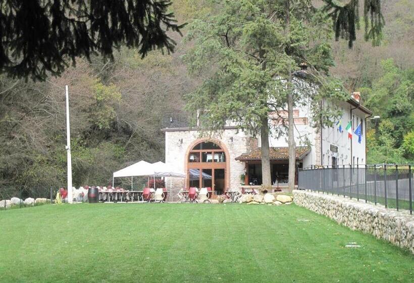 مبيت وإفطار Locanda Al Confin   Osteria Le Piere