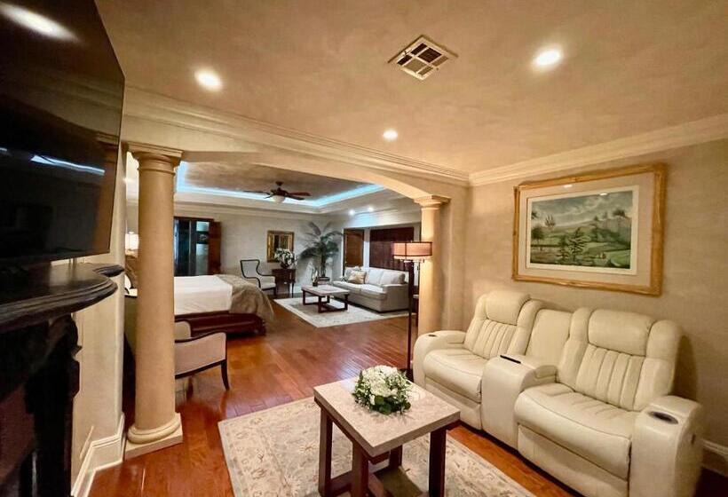 مبيت وإفطار Louisiana Cajun Mansion