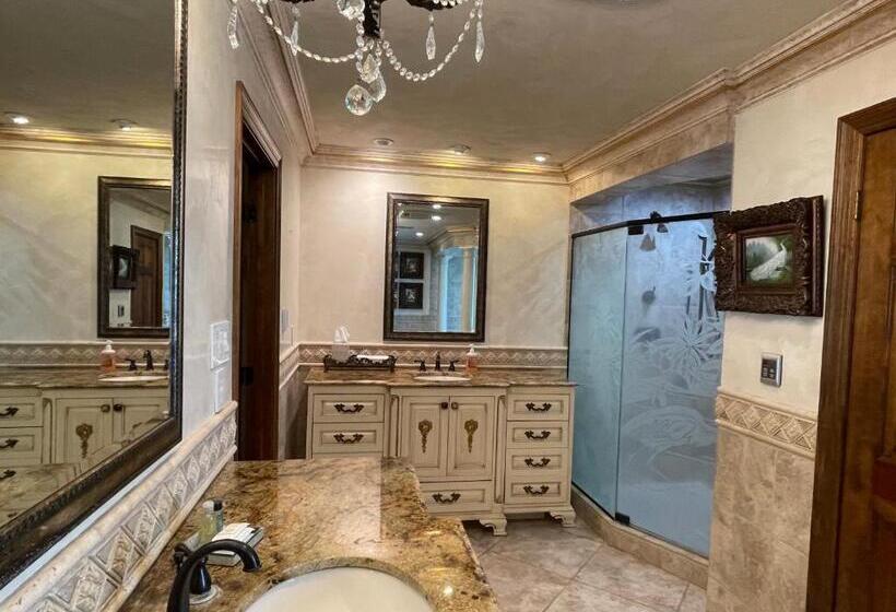 مبيت وإفطار Louisiana Cajun Mansion