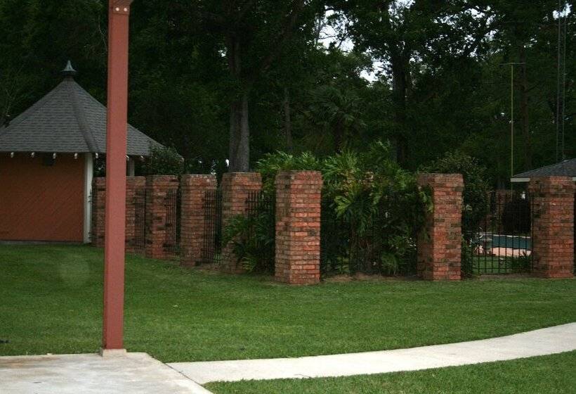 مبيت وإفطار Louisiana Cajun Mansion