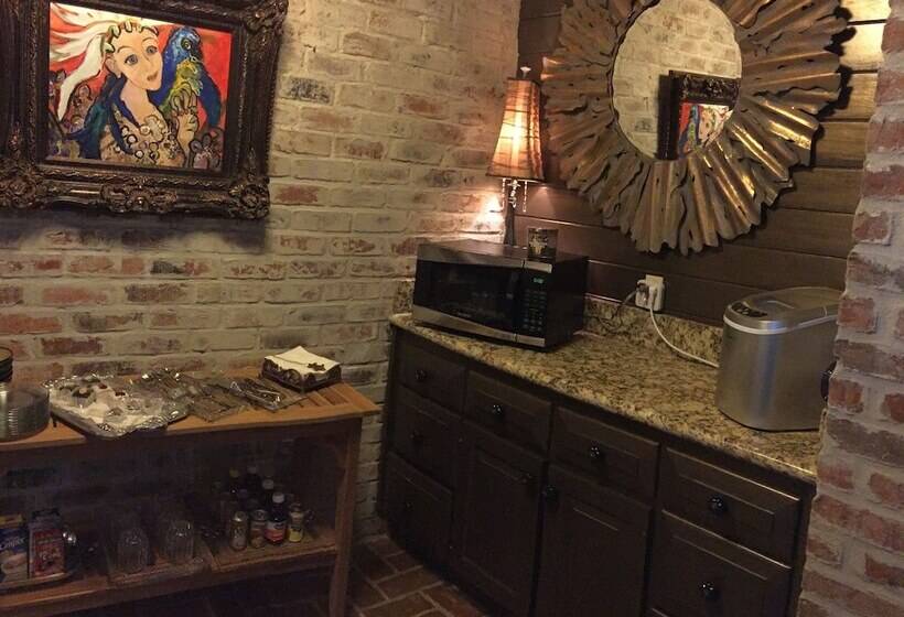 مبيت وإفطار Louisiana Cajun Mansion