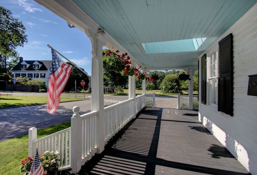 مبيت وإفطار Old Corner Inn