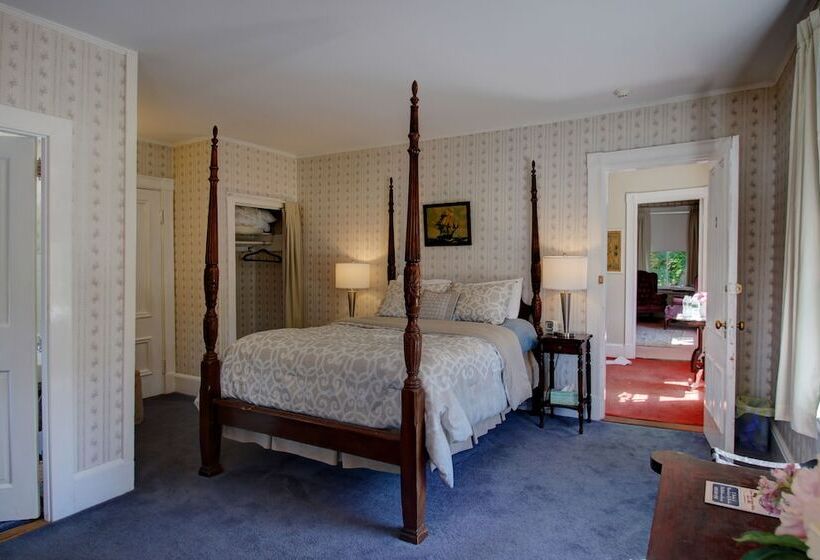 مبيت وإفطار Old Corner Inn