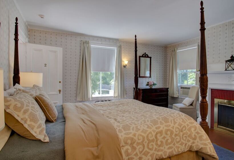 مبيت وإفطار Old Corner Inn