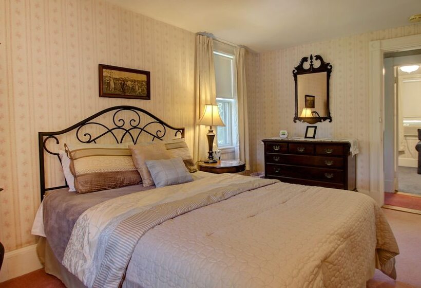 مبيت وإفطار Old Corner Inn