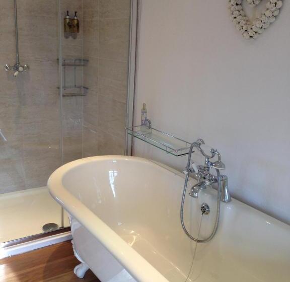 Fernside Bed And Breakfast