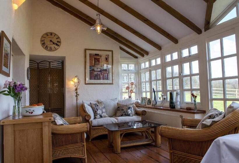 Fernside Bed And Breakfast