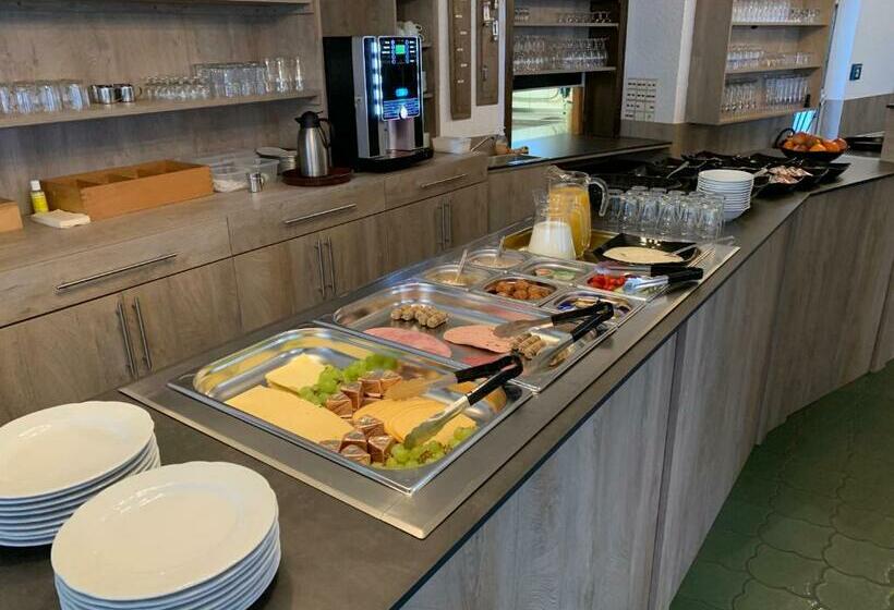 Garni Hotel Im Fachwerkhof