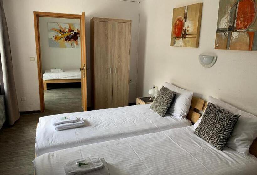 Garni Hotel Im Fachwerkhof