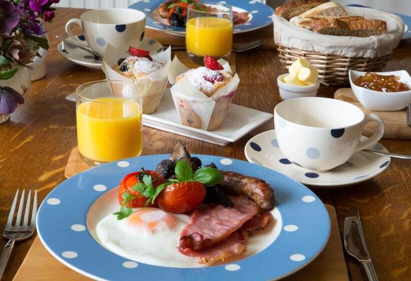 Hall Farm Bed & Breakfast