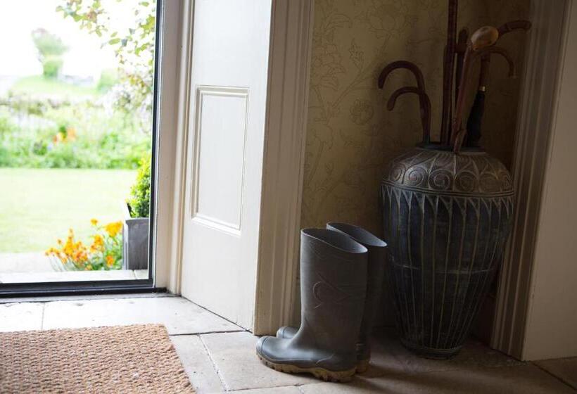 Hall Farm Bed & Breakfast