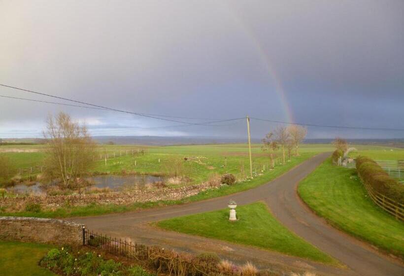 Hall Farm Bed & Breakfast