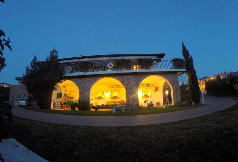 בית מלון כפרי Agritur Casamela