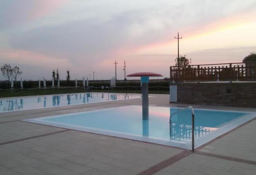 בית מלון כפרי Agriturismo Alla Strozza