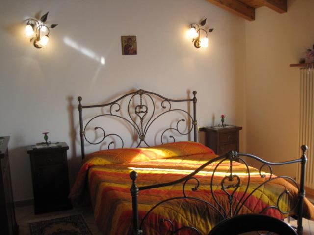 בית מלון כפרי Agriturismo Alla Strozza