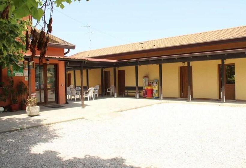 호텔 Agriturismo La Fraterna