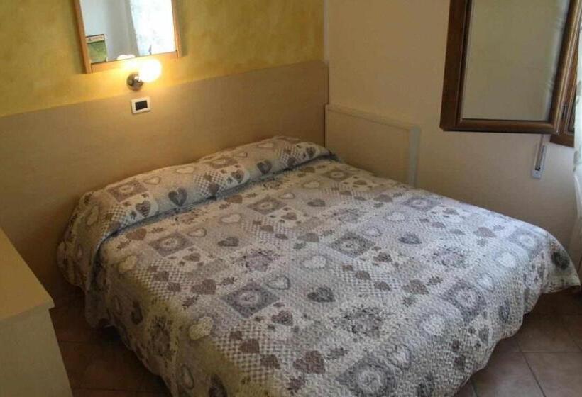 호텔 Agriturismo La Fraterna