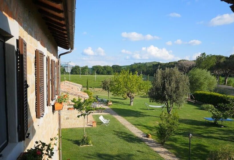 Отель Agriturismo Palazzi Del Papa