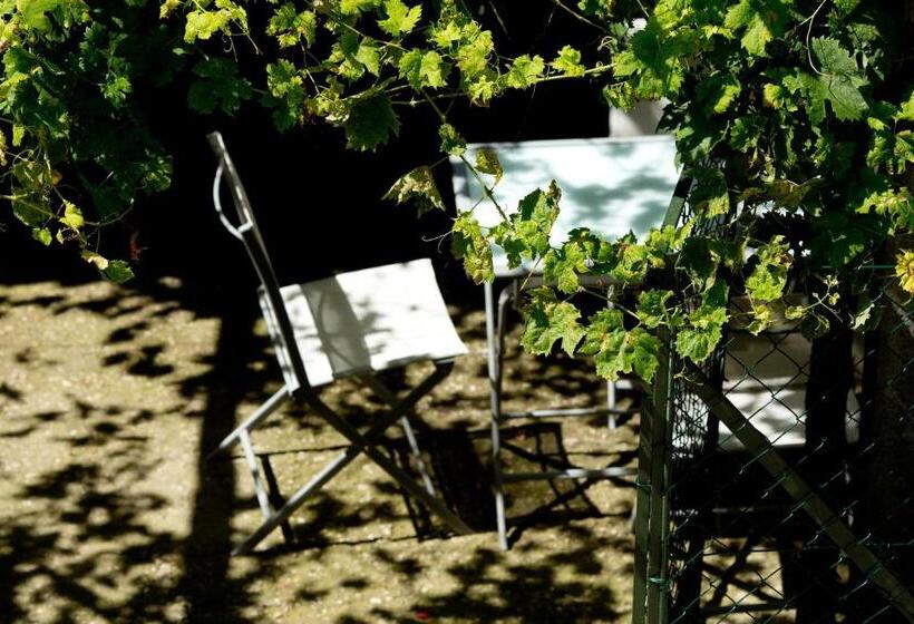 فندق Agriturismo Podere Acqualoreto