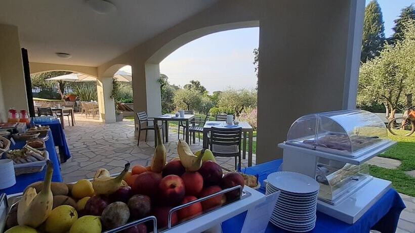 בית מלון כפרי Albergo Blueline