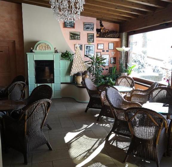 호텔 Albergo Diana