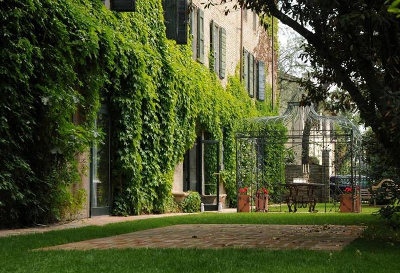 ホテル Azienda Agricola Palazzo Manzoni