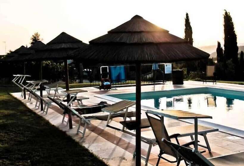 فندق Bio Agriturismo Poggio Aione