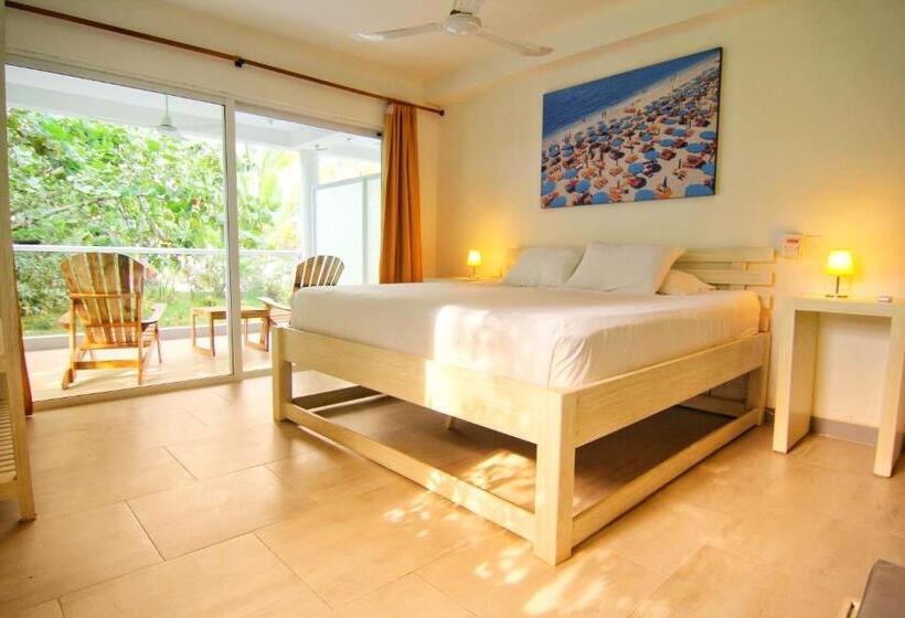 Отель Blue Mango Beach