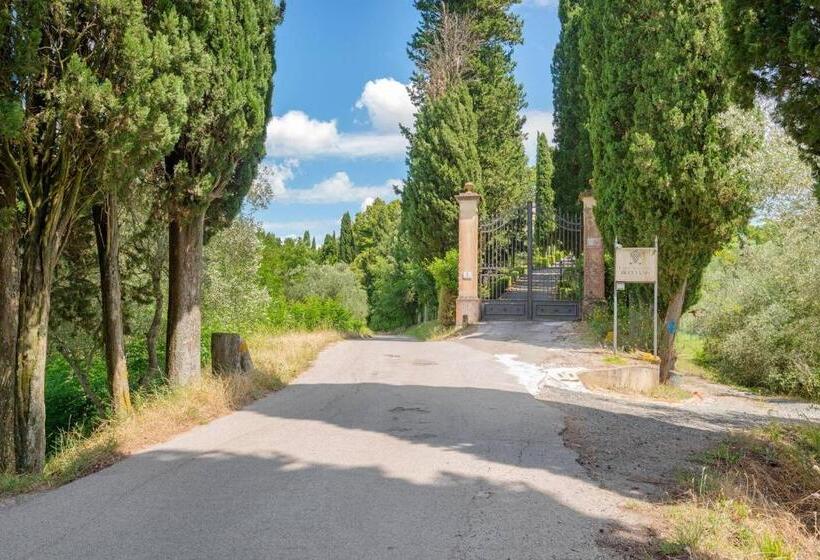 בית מלון כפרי Borgo Bucciano