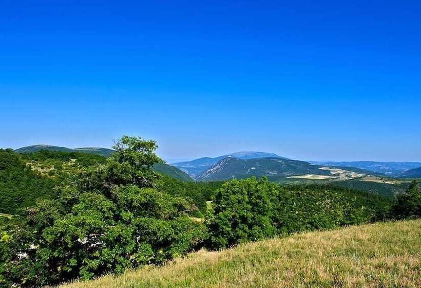 Отель Borgo La Torre