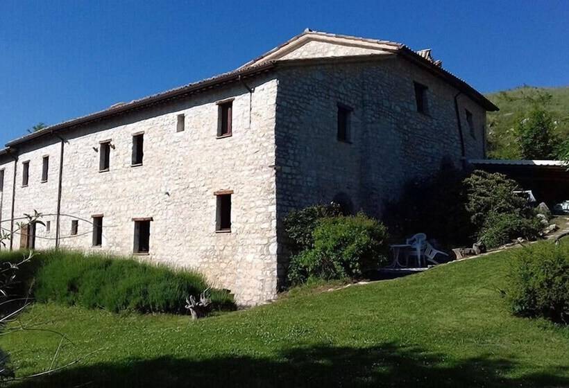 Отель Borgo La Torre