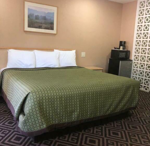 호텔 Budget Inn   Laytonville