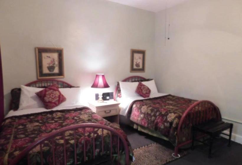 Cassadaga Hotel And Spiritual Center