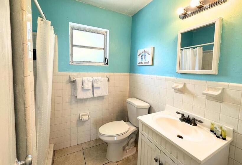 فندق Conch Key Fishing Lodge & Marina