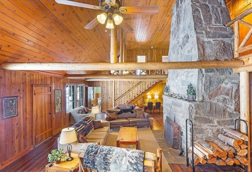 فندق Diamond Belle Guest Ranch