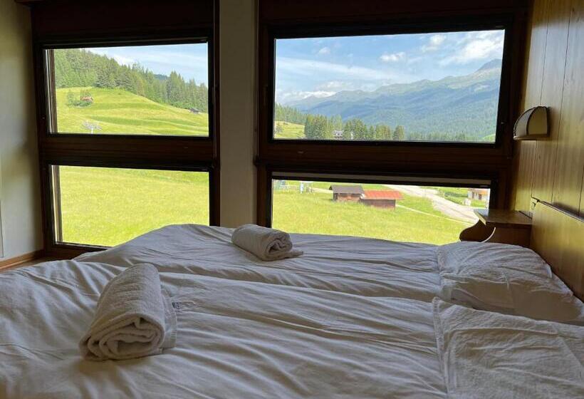 בית מלון כפרי D La Varda Di Topran D Agata Paolo &c Sas